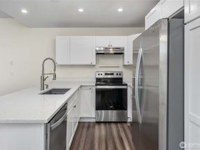 19463 Scoter Lane NE, Poulsbo WA 98370