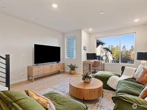 2126 N 147th Street D, Shoreline WA 98133