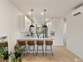 2126 N 147th Street D, Shoreline WA 98133