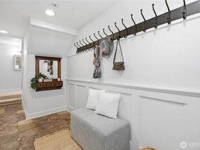 3020 14th Avenue W B, Seattle WA 98119