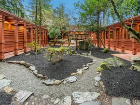 7102 NE 132nd Street, Kirkland WA 98034