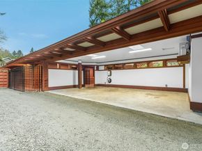 7102 NE 132nd Street, Kirkland WA 98034