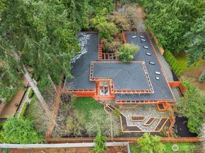 7102 NE 132nd Street, Kirkland WA 98034