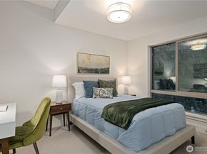 8717 126th Avenue NE, Kirkland WA 98033