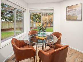 26224 SE 40th Street, Sammamish WA 98029