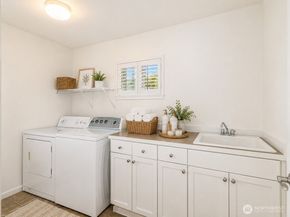 16442 SE 166th Terrace, Renton WA 98058