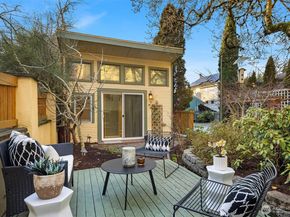 6237 26th Avenue NE, Seattle WA 98115