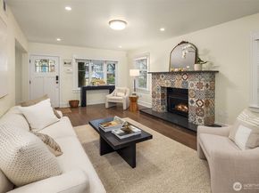 6237 26th Avenue NE, Seattle WA 98115