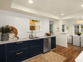 6237 26th Avenue NE, Seattle WA 98115