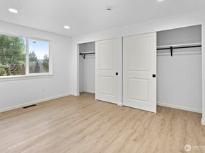 7545 Old Military Rd NE, Bremerton WA 98311