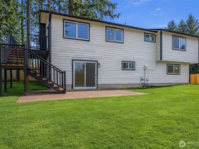 7545 Old Military Rd NE, Bremerton WA 98311