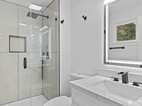 7545 Old Military Rd NE, Bremerton WA 98311