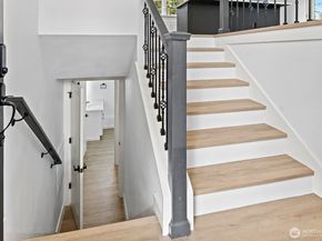 7545 Old Military Rd NE, Bremerton WA 98311