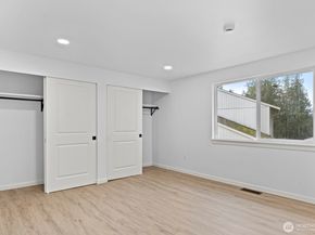 7545 Old Military Rd NE, Bremerton WA 98311