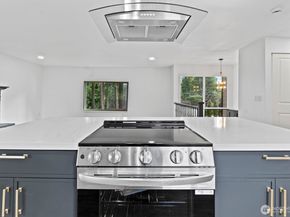 7545 Old Military Rd NE, Bremerton WA 98311