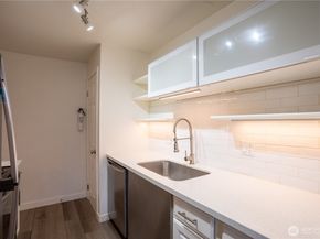 12230 SE 60th Street 34, Bellevue WA 98006