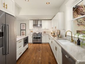 1937 7th Avenue W, Seattle WA 98119