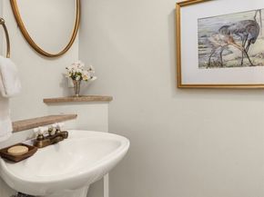 1937 7th Avenue W, Seattle WA 98119