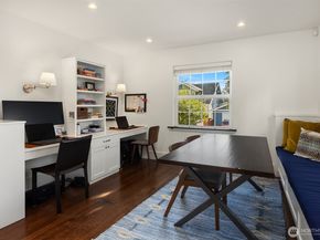 4003 Densmore Avenue N, Seattle WA 98103