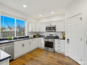 6811 37th Place NE, Marysville WA 98270