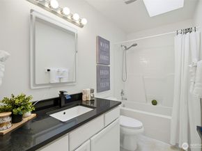 6811 37th Place NE, Marysville WA 98270