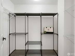 6811 37th Place NE, Marysville WA 98270