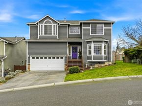 6811 37th Place NE, Marysville WA 98270