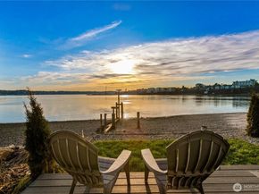 219 Shore Drive, Bremerton WA 98310