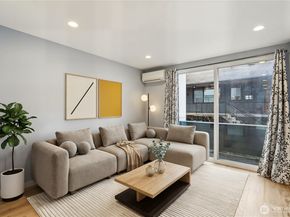 1117 NW 56th Street D, Seattle WA 98107