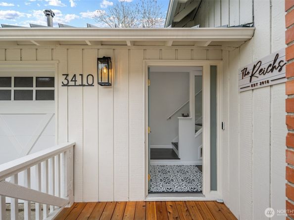 3410 77th Avenue SE, Mercer Island WA 98040