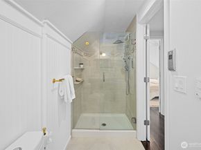 3410 77th Avenue SE, Mercer Island WA 98040