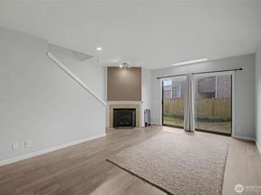 8013 NE 177th Ct 402, Kenmore WA 98028