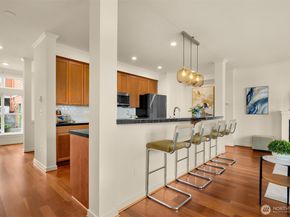 1937 18th Avenue NE, Issaquah WA 98029