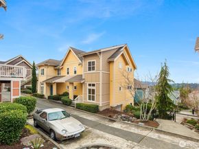 1937 18th Avenue NE, Issaquah WA 98029