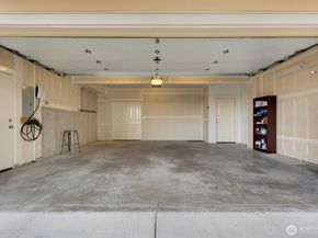 1937 18th Avenue NE, Issaquah WA 98029