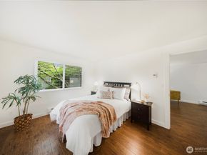 710 Kirkland Cir A101, Kirkland WA 98033