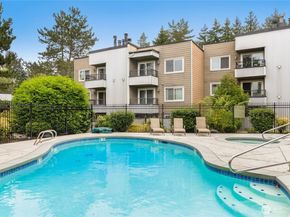 710 Kirkland Cir A101, Kirkland WA 98033