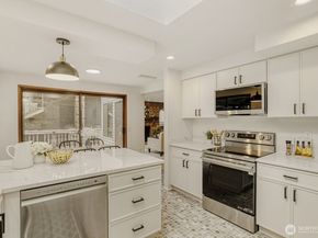 8718 189th Place SW, Edmonds WA 98026