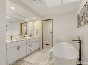 8718 189th Place SW, Edmonds WA 98026