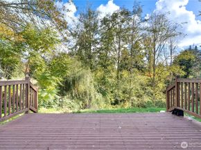 14260 110th Avenue NE, Kirkland WA 98034