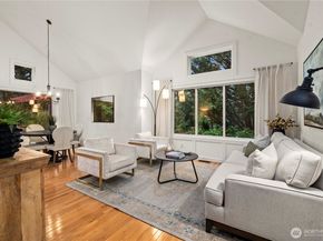 27903 NE 26th Street, Redmond WA 98053