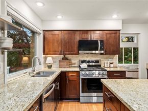 27903 NE 26th Street, Redmond WA 98053