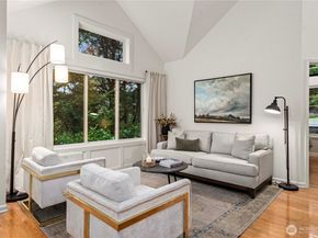 27903 NE 26th Street, Redmond WA 98053