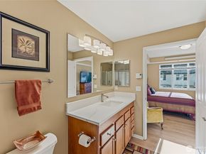 23924 NE 115th Lane 304, Redmond WA 98053