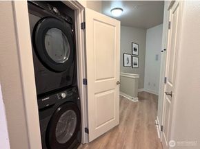 15700 116th Ave NE 204, Bothell WA 98011