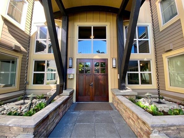 15700 116th Ave NE 204, Bothell WA 98011
