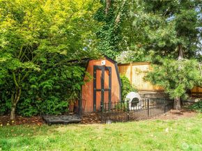 11527 113th PL NE, Kirkland WA 98033