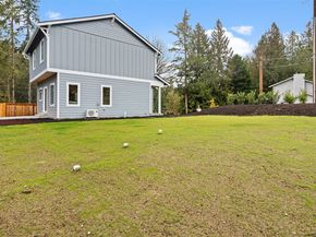 21855 Wavecrest Avenue NE, Poulsbo WA 98370