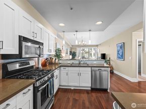 320 Washington Avenue 408, Bremerton WA 98337