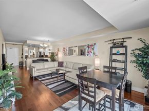 320 Washington Avenue 408, Bremerton WA 98337